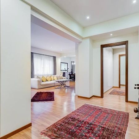Exclusive Apartment In Eur Lake Roma Exterior foto