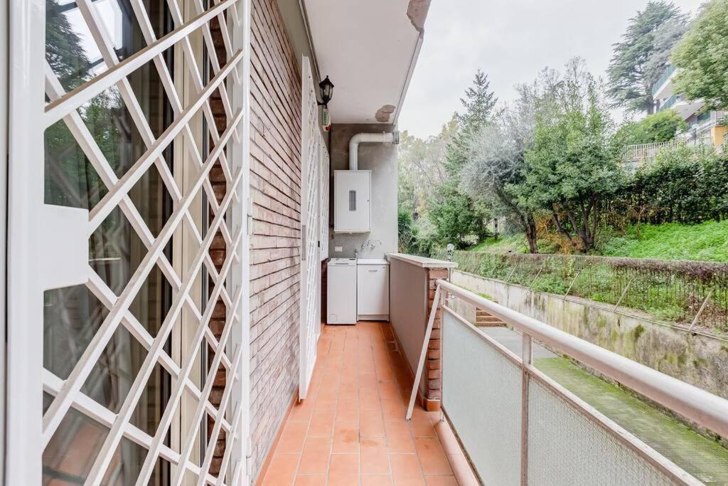 Exclusive Apartment In Eur Lake Roma Exterior foto
